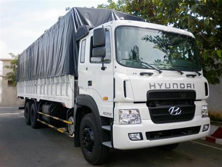Xe tải thùng kín HD250 14 tấn Hyundai